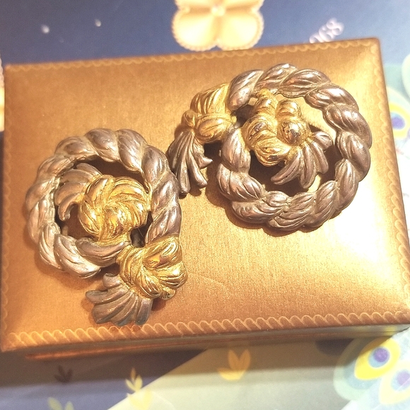 1980'S DVF Diane Von Furstenburg Vintage Earrings - Picture 2 of 6